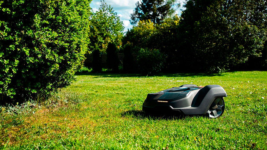 Robotic Lawn Mowers